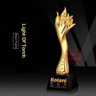 China Europe Hot Sale Outstanding Crystal Star Flame Torchlight Resin Trophy For Awards Ceremony Souvenir for sale