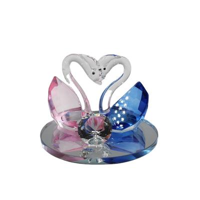 China China Colorful Pair Crystal Glass Swan Wedding Reture Gifts Souvenir for sale