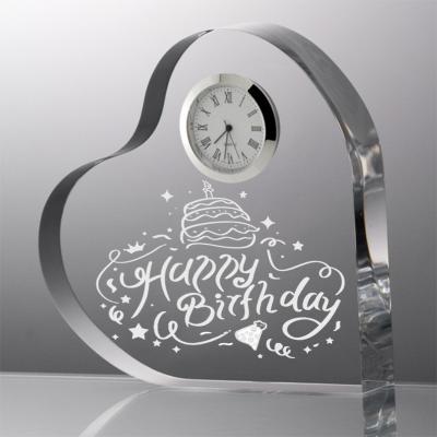 China Fashionable Europe Heart Crystal Cube Clock Custom Individualization Design for sale