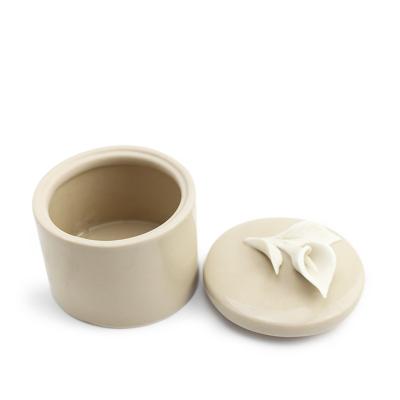 China Eco-friendly high quality handmade white flower keepsake wedding gift white flower around ceramic jewelry box for sale