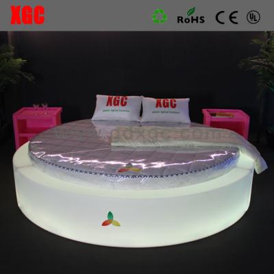 China Hollow Structure LED Light Up Lounge Furniture Changeable Color For Couples for sale