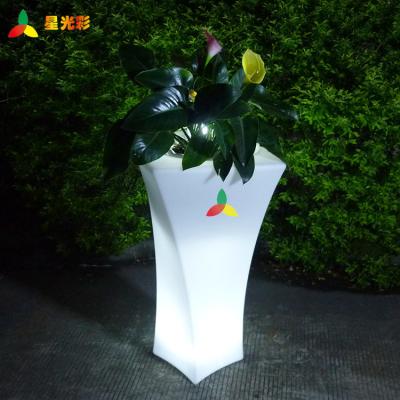 China Outdoor Furniture Iiluminated Rotomolding Plant Pots for sale