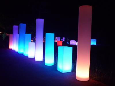 China Bar Decoration Flashing Outdoor Patio Decor , Led Cube Display For Garden for sale