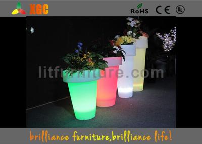 China Professional LED Plant Pots Waterproof Garden Decor With 50 60Hz Frequency for sale