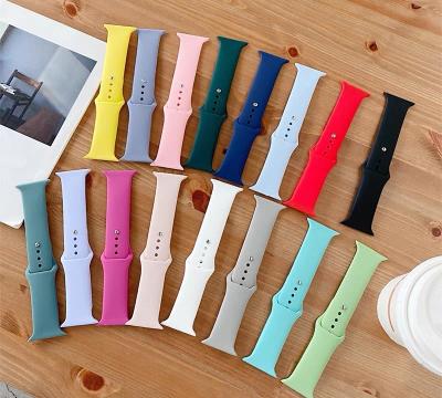 China Sport And Fashion Silicone Watch Band For Apple Series 7 6 5 4 3 2 1 Size 44 42 40 38mm Customize Pantone Smart Watch Strap for sale