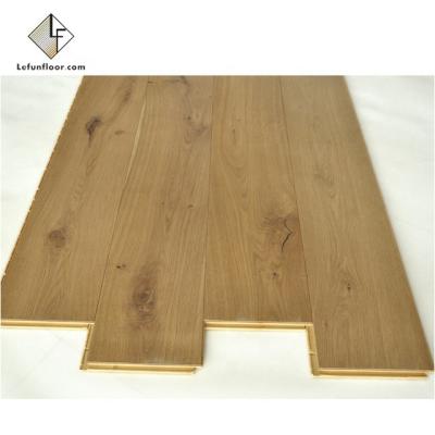 China Modern Interior Bedroom Decorative French Oak Wood Flooring for sale