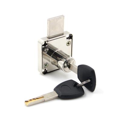 China Zinc Alloy L 22mm Furniture Hardware Drawer Lock Square Shape for sale