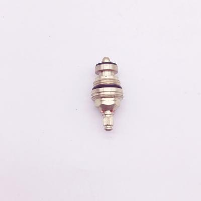 China Ukraine Wholesale High Quality Brass Valve Core 1/2