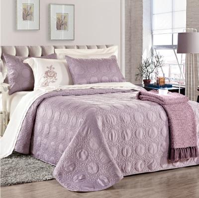 China Soft Microfiber Bedspread in Customized Colors Machine Washable for Cozy Bedroom Decor for sale