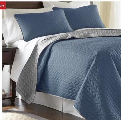 China Hypoallergene Ultrasone Microfiber Beddek Set Moderne Kleur Blauwe Beddek Te koop