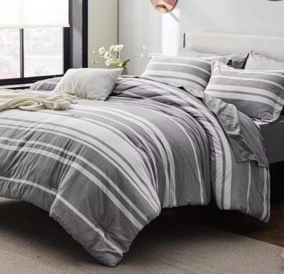 China Polyester Grey Striped Cationic Microfiber Polyester Comforter Quilt Hypoallergenic Quilted Bedding Set for sale