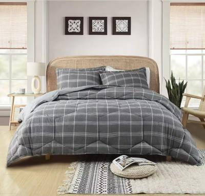 China Quilted Stripe Cationic Comforter Grey Quilted  Polyester Filling Machine Washable for sale