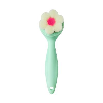 China Angular Blush Pretty Flower Shape Cleansing Wash Face Brush Portable Makeup Beauty Tool for sale