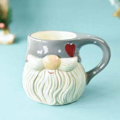 China Retro Embossed Mug By Santa Mug European And American Gift Large Capacity Stocked for sale