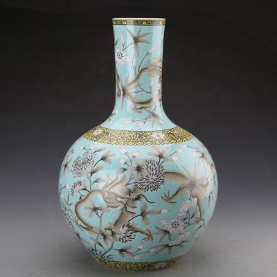 China Stored antique Jingdezhen porcelain ornaments Turquoise Earth Green Dragon Wearing Pattern Celestial Bottle house hotel for sale