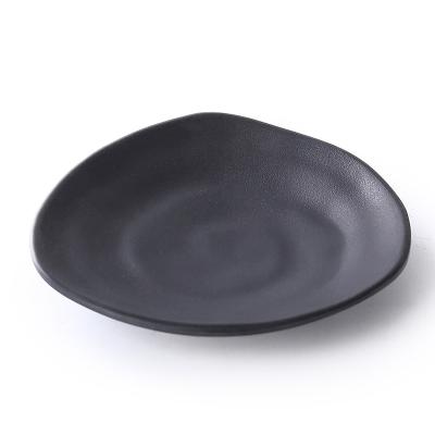 China Sustainable Factory direct sale melamine board tableware black plastic triangle sushi sauce barbecue seasoning sauce plate for sale