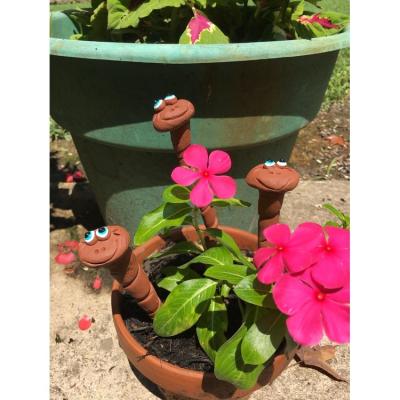 China 2021 Other New Cartoon Insect Flowerpot Outdoor Resin Crafts Garden Decoration Decoration for sale