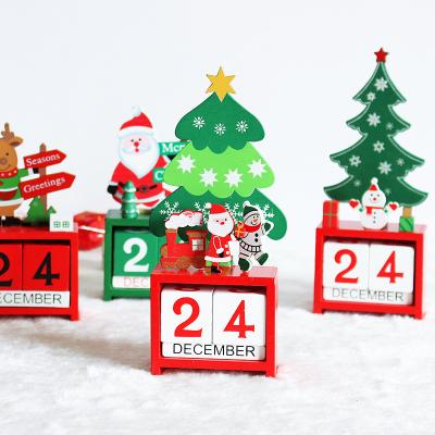 China Home Decor Simplicity Decoration Christmas Calendar Indoor Wooden Decoration for sale