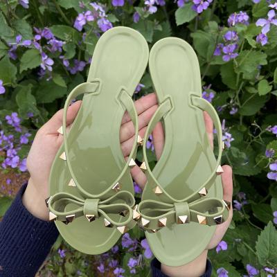 China Fashion PVC Summer Flat Ladies Freeze Flat Sandals For Women Slipper Wholesale for sale