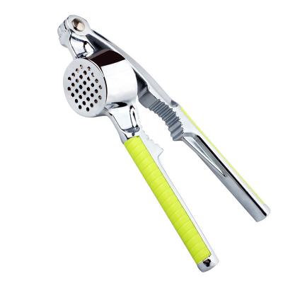 China Viable Made in China Customizable Home Kitchen Accessories Use Multifunctional Instrument Zinc Alloy Garlic Press for sale