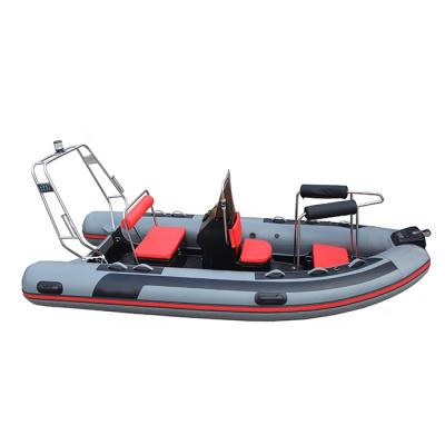 China Water Sports LIve Well Fish Tank 15ft Deep RIB 430 Fiberglass Hull V-Shape CE PVC/Hypalon Inflatable Fishing Boat for sale