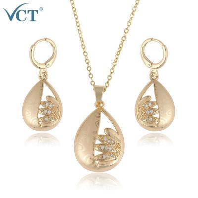 China OEM/ODM CLASSIC Engagement Earrings Pendant Sets Fashion Luxury Costume Jewelry Sets for sale