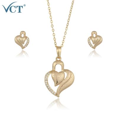 China CLASSIC Customize Logo Women Earring Necklace Bridal Heart Shaped Jewelry Sets Designs for sale