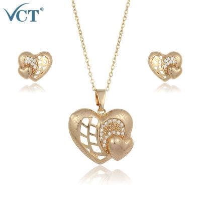 China CLASSIC Custom OEM Hearts Engagement Two Hearts Pendant Necklace Jewelry Set Wedding for sale