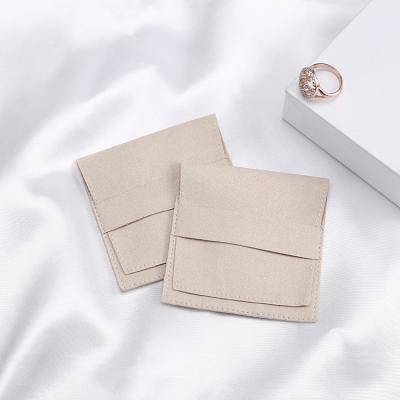 China Jewelry Packaging 2021 Luxury Jewelry Wholesale Custom Design Envelope Pouch Gift Necklace Bracelet Velvet Bag Packaging Custom Logo for sale