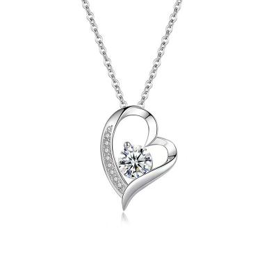 China Simple Women's S925 Silver Love Necklace Pendant Clavicle Chain Gift For Mom And Daughter for sale