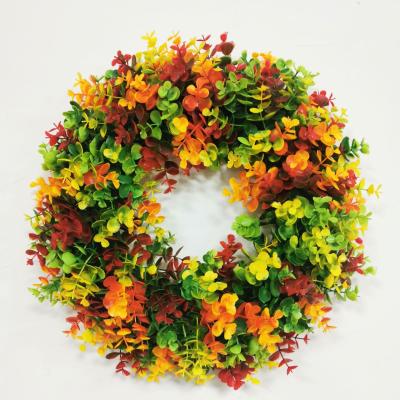 China Christmas Decoration Simulation Wreath Plant Home Decoration Fake Flower Door Props Photography Props Hanging Color Eucalyptus Wreath Christmas Gift for sale