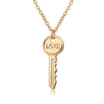 China Hongyu Fashion Love Key Metal Simple Creative Trendy Pendant Gold Plated Jewelry Necklace for sale