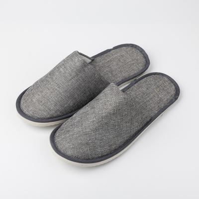 China New Style Exquisite Disposable Hotel Amenities Luxury Hotel Slippers Personalized Soft Bedroom Slippers for sale