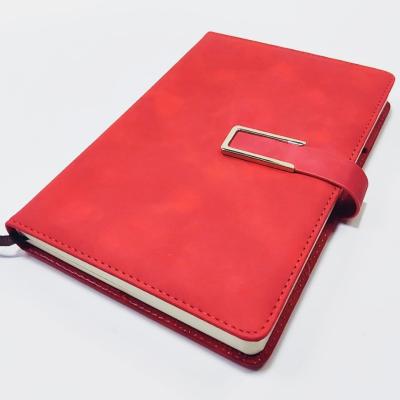 China High Grade Eco-friendly Paper Wholesale China Business Office A5 Red Button Notebook Diary Notepad Notepad Magnetic Conference Book for sale