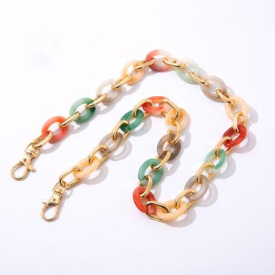 China Oblique bag plastic resin chain color stone acrylic female o-shaped bag chain with chain accessory for sale