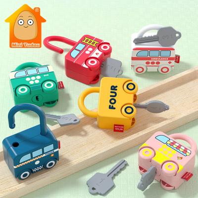 China Develop Intelligence 6PCS Locks Colorful Vehicle Numbers Educational Preschool Math Matching Counting Montessori Toys Kids Learning Locks With Keys for sale