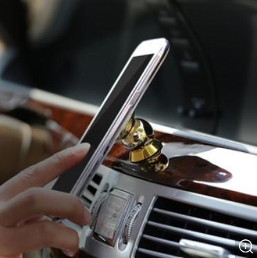 China Magnetic Rotating Car Vent Phone Holder Non Slip With Aluminum Alloy Frame for sale