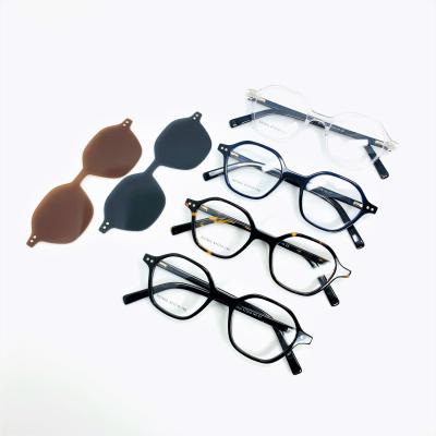 China Hot-selling fashion sunglasses China glass acetate classic frame and sunglasses anti-ultraviolet glass in sunglasses one cut on with Li for sale