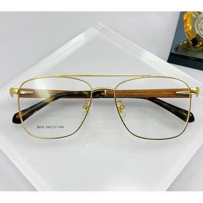 China Glasses Frame All-match Classic Pilot Men's Fashion Metal Wooden Eyewear Optical Glass Frame for sale