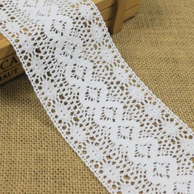 China Viable High Quality Wholesale Embroidery Cotton Flower Lace Trim Water Soluble Delicate Embroidery for sale