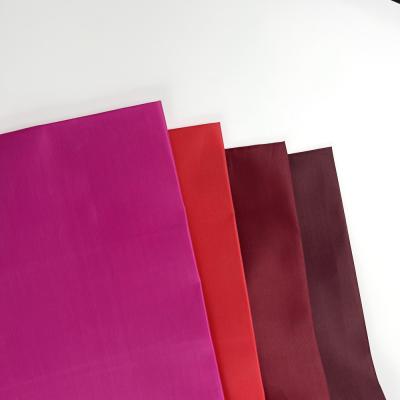 China Factory wholesale QUICK DRY 170T 60g/m factory price 100% polyester taffeta fabric linings for sale