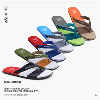 China Summer Lightweight Outdoor Beach Slipper Fashion Sports Flip Flops Unique Soft Unique Outdoor Casual Slippers For Men for sale