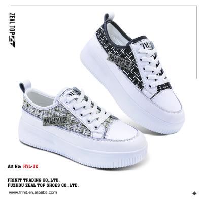 China Damping New Style Designer Breathable Casual Shoes Fashion PU Cow Leather Thick-soled White Sneaker Shoes For Women for sale