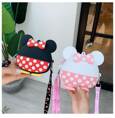 China Fashion Cartoon Soft Girl Small Fashion Silicone Handbag Cross - Body Shoulder Bag For Kids for sale