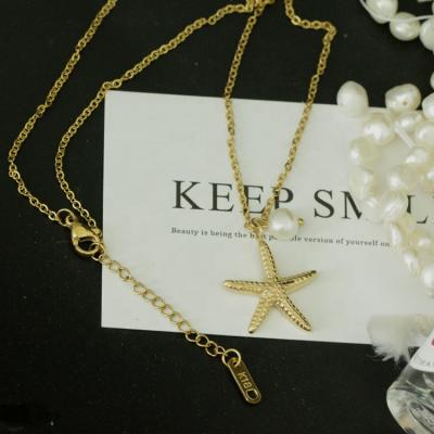 China Trendy Freshwater Pearl Starfish Beach Wind Necklace Choker With Rollo Chain 18k Real Gold Plated Jewelry for sale