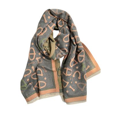 China Sweet soft feeling r hot sale! Cotton blend printed pig nose scarves and shawls ladies scarves for winter for sale