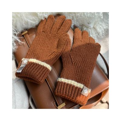 China Fashionable Korean Version Battery Car Winter Mitten Touch Screen Red Knitted Female Mittens Keep Warm for sale