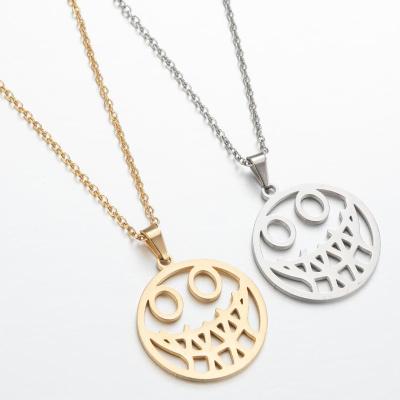 China Romantic Hot Demon Smiley Pendant Necklace Wholesale Simple Smiley Face Necklace from sale package for sale