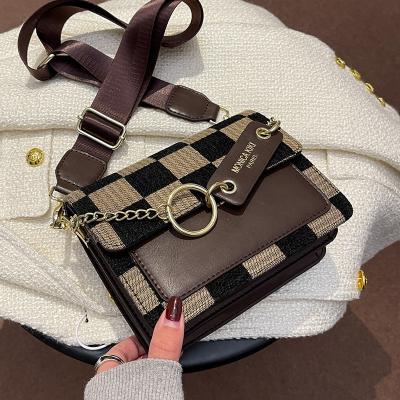 China Shoulder 2024 Luxury Design Handbag Checkerboard Mini Fabric Flap Sling Bag for Women for sale