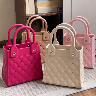 China Fashion Style EVA Rubber Silicone Hand Tote for Women Summer Lady Beach Bag in Black for sale